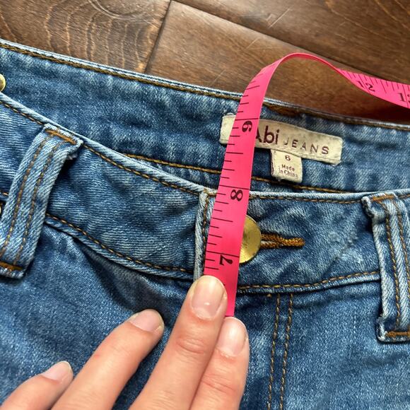 Cabi Jeans Low Rise Slim Ankle Jeans Medium Wash Denim Blue Women's Size 6 - Picture 7 of 9